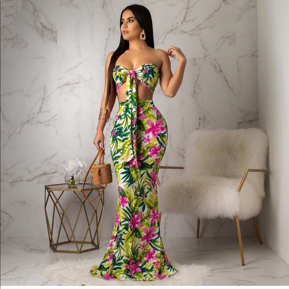 Two Piece Set